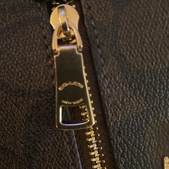 Authentic Coach Rowan File Bag - Picture 5 of 7